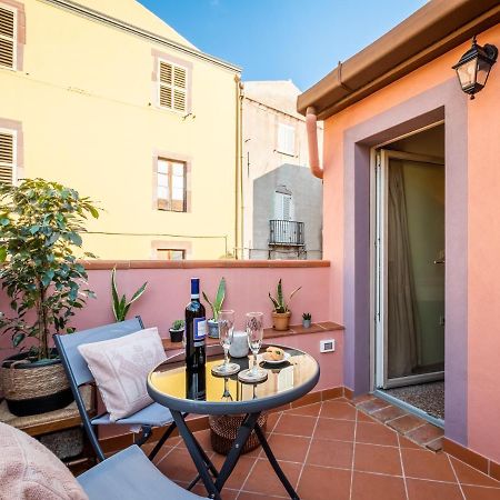 Dimora Sant'Ignazio Guest House Боза Екстер'єр фото