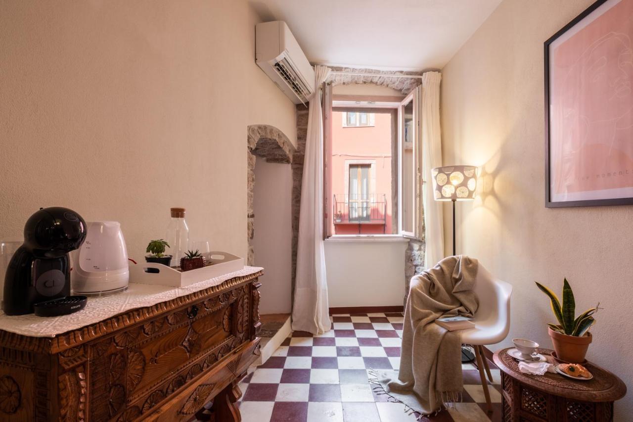 Dimora Sant'Ignazio Guest House Боза Екстер'єр фото